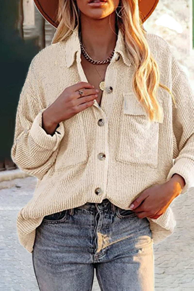 Sophisticated Blouse with a Clean Classic Look