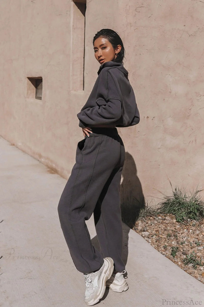 Well Tailored Shirt with a Graceful Silhouette
