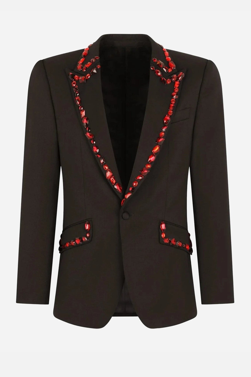 Gracefully Styled Garment for Any Occasion