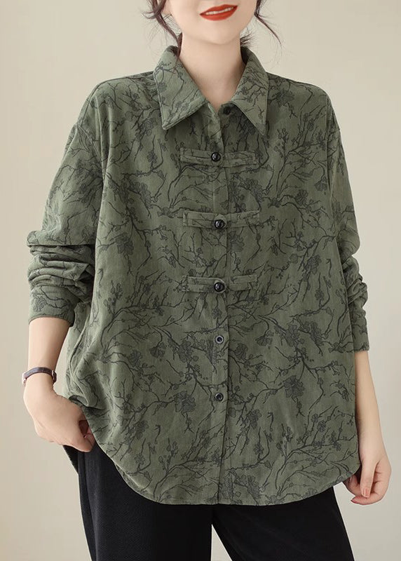 A Vintage Style Shirt with Delicate Timeless Details