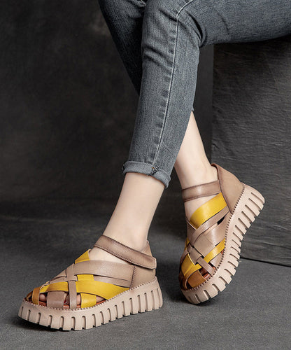 Well Tailored Sandals with a Graceful Silhouette