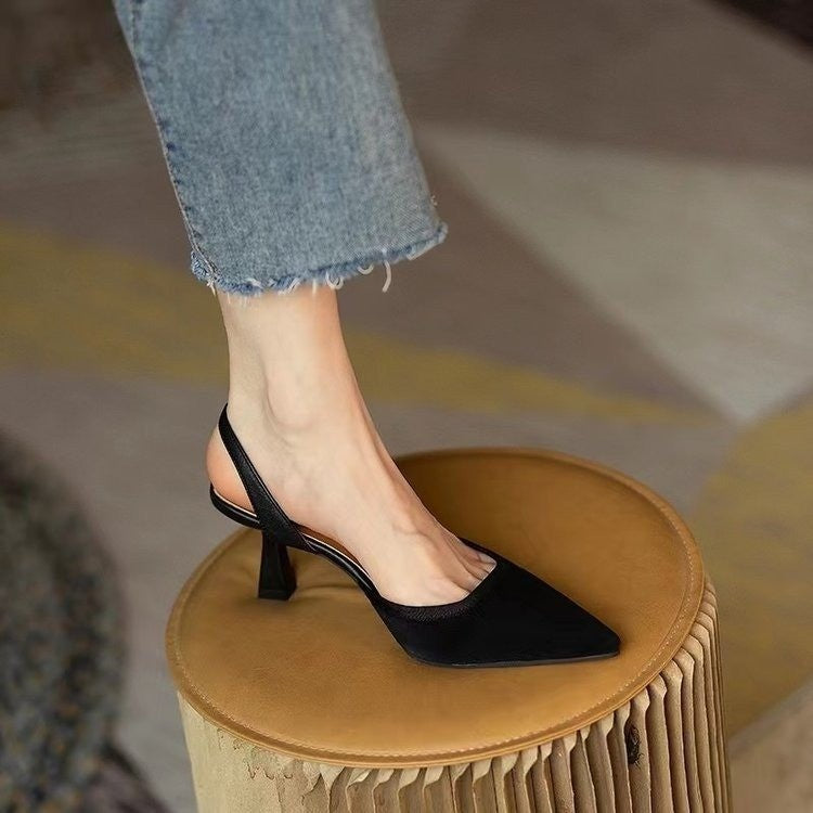 Well Tailored Shoes with a Graceful Silhouette