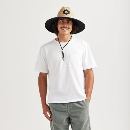 Sophisticated Garment with a Clean Classic Look