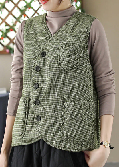 Sophisticated Garment with a Clean Classic Look