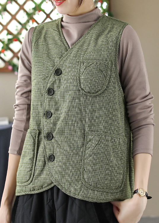 Sophisticated Garment with a Clean Classic Look