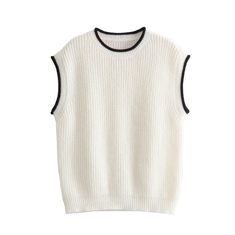 Sophisticated Sweater with a Clean Classic Look