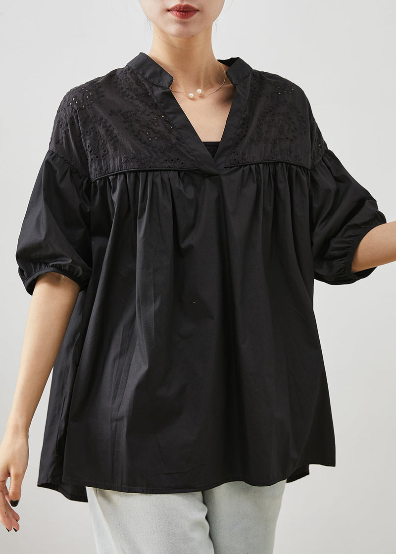 Classic Vintage Blouse with a Flattering Fit