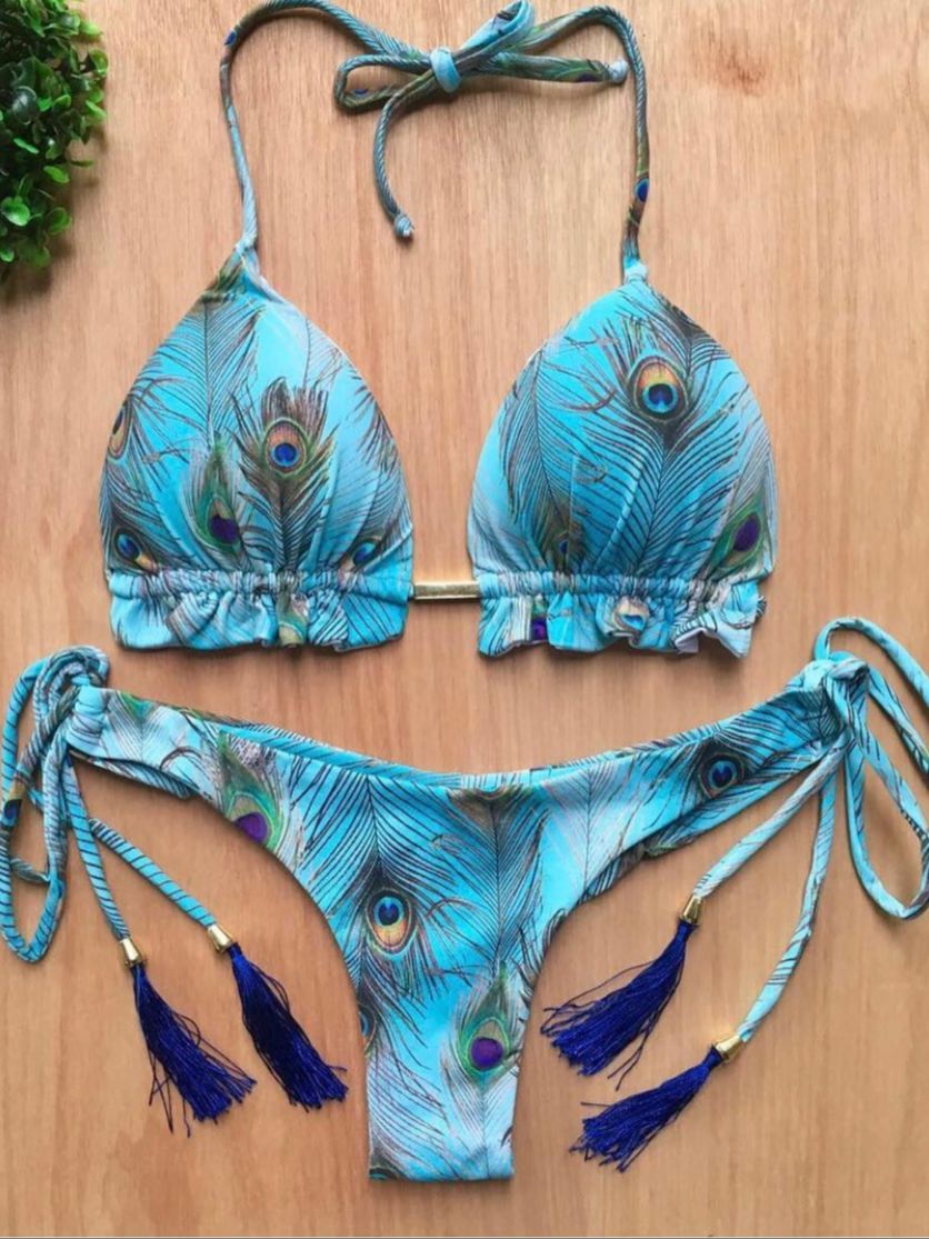 Classic Vintage Bikini with a Flattering Fit
