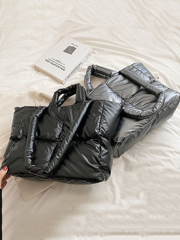 Beautifully Finished Bag in a Timeless Design