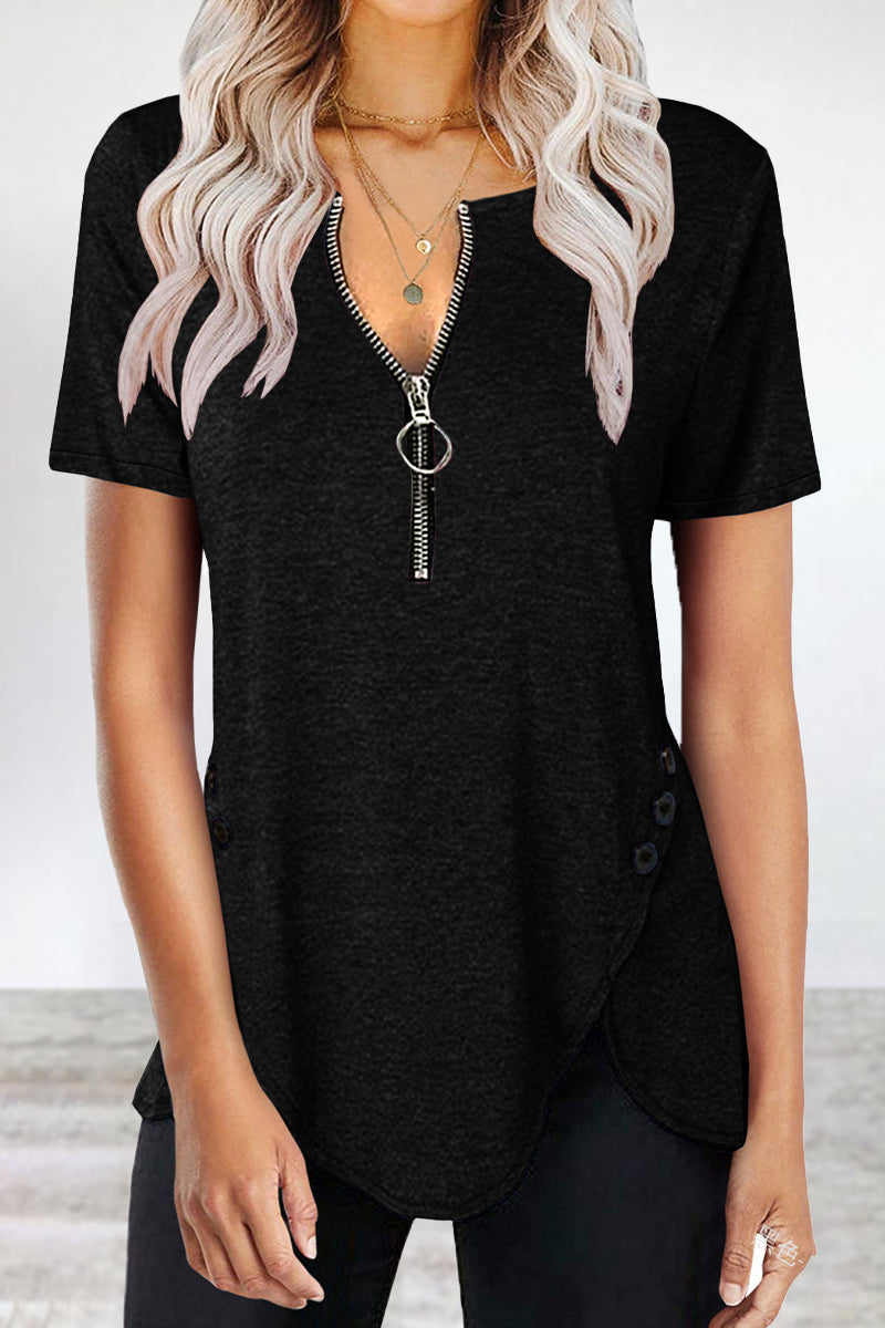 Classic Vintage T-Shirt with a Flattering Fit