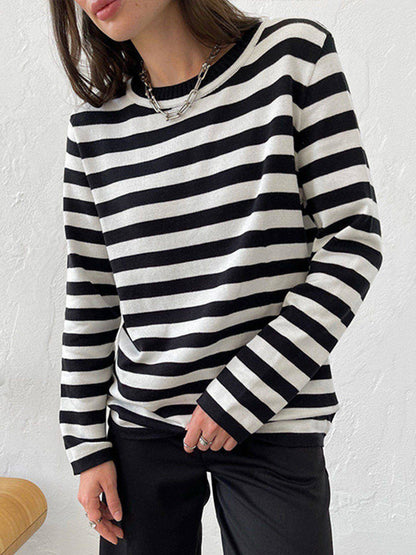 Well Tailored Sweater with a Graceful Silhouette