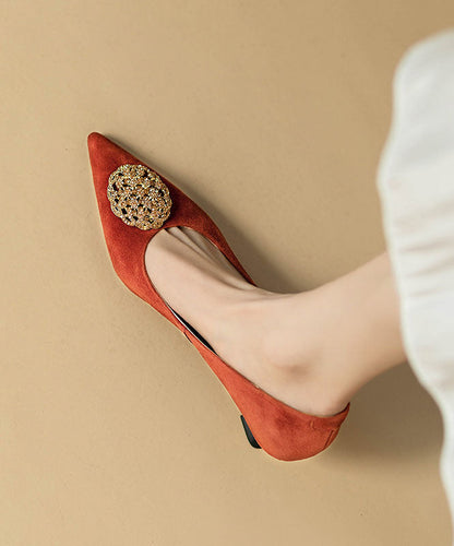 Well Tailored Heels with a Graceful Silhouette