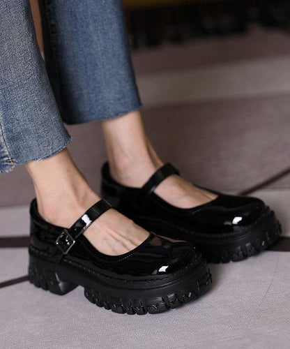 Elegantly Styled Shoes for Everyday Wear