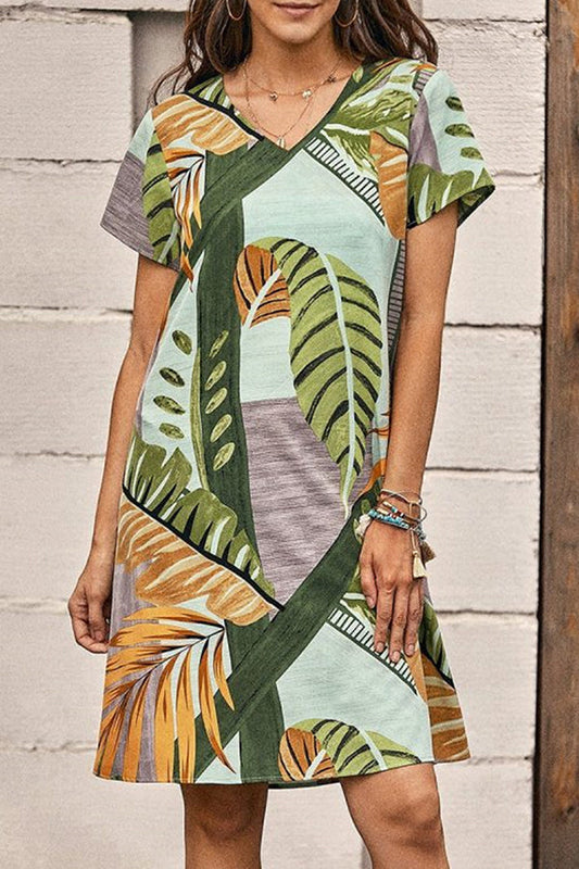 Sophisticated Dress with a Clean Classic Look