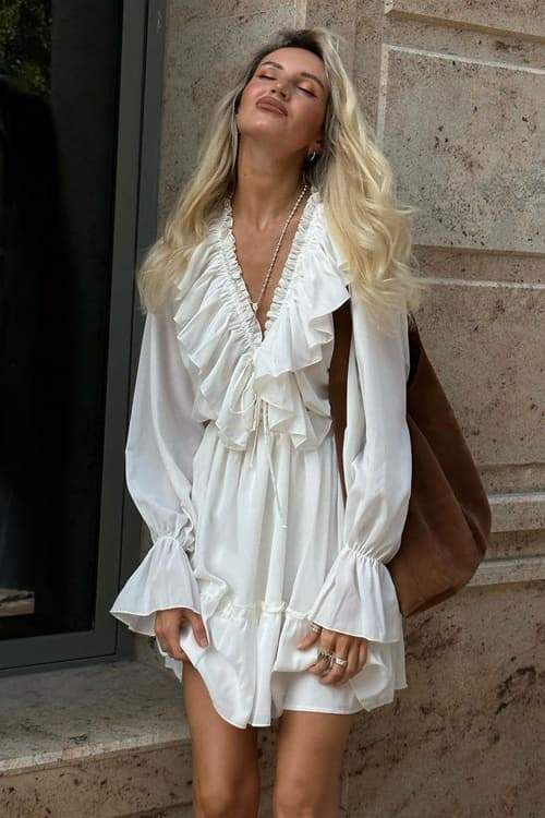 Beautifully Crafted Dress in a Classic Style