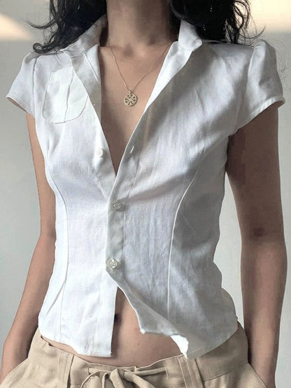 Classic Vintage Blouse with a Flattering Fit