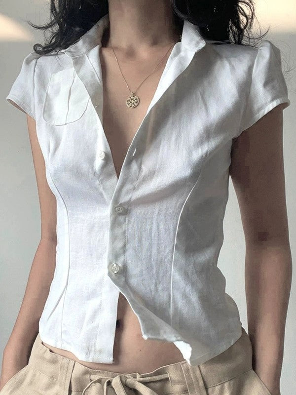 Classic Vintage Blouse with a Flattering Fit