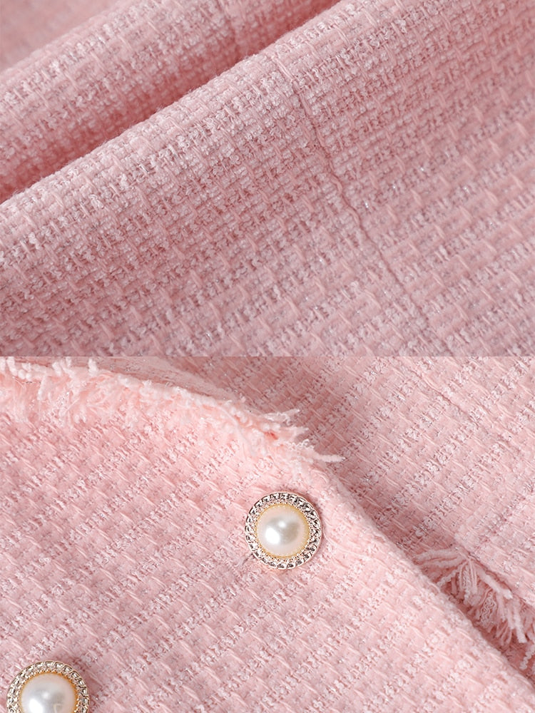 Sophisticated Garment with a Clean Classic Look