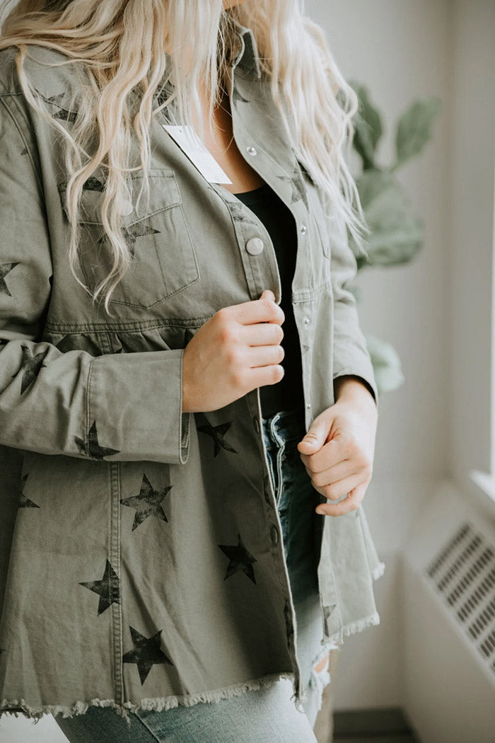 Elegantly Styled Jacket for Everyday Wear