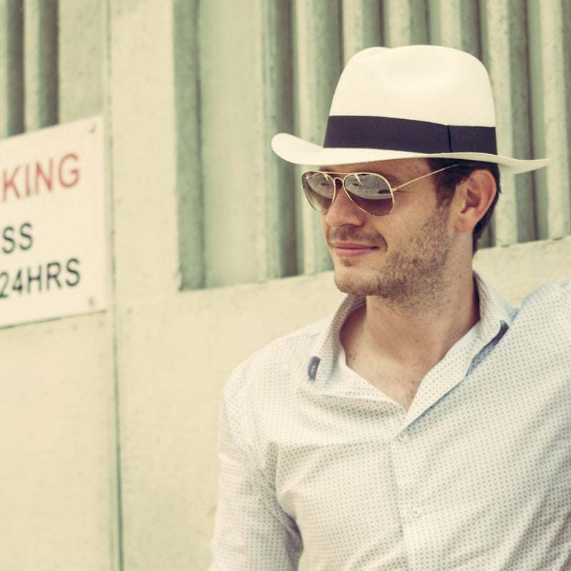Effortlessly Elegant Garment with a Timeless Design