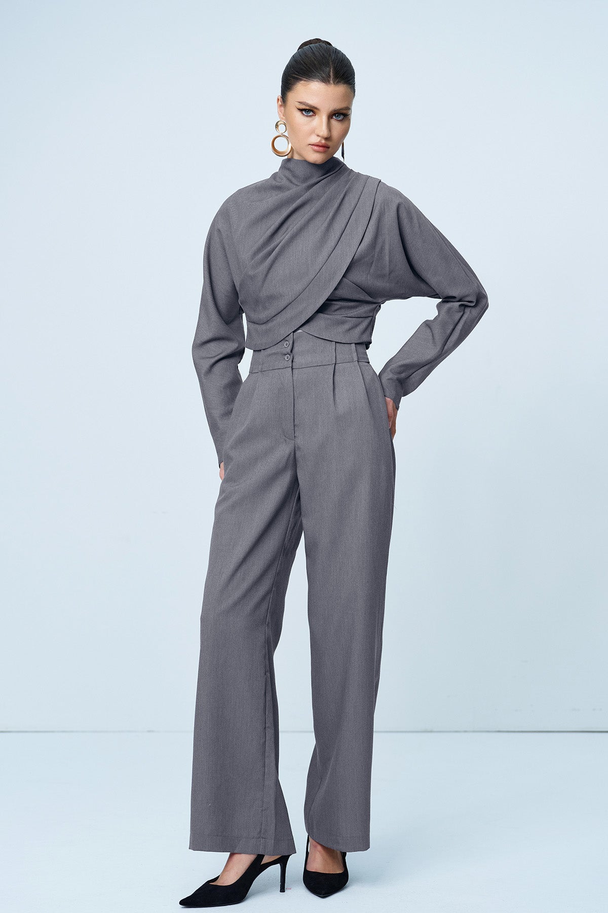 Gracefully Styled Pants for Any Occasion