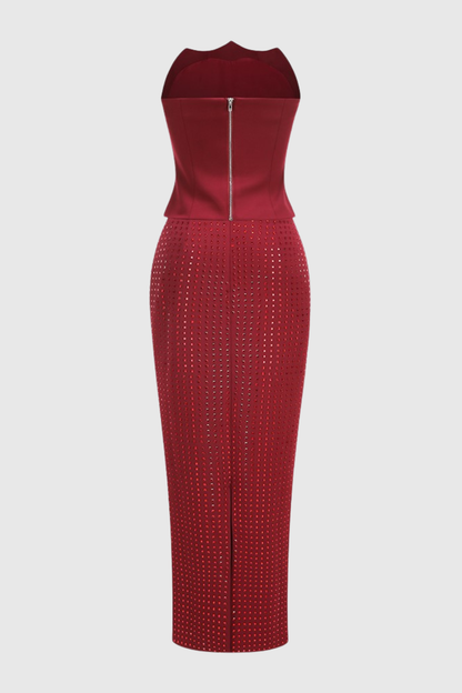 Effortlessly Elegant Garment with a Timeless Design