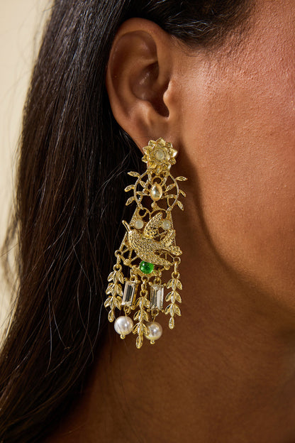 Gracefully Styled Garment for Any Occasion
