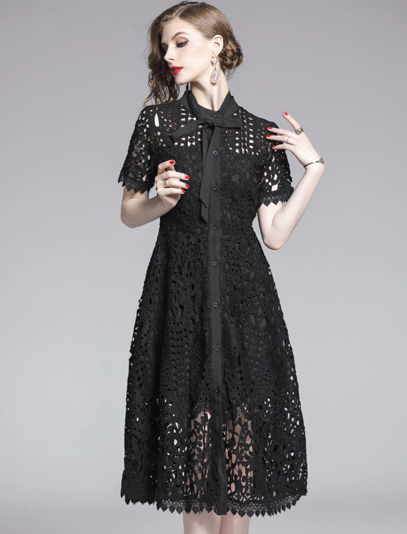 Classic Vintage Dress with a Flattering Fit