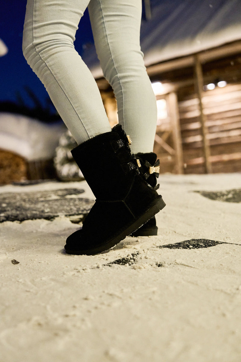 Classic Vintage Boots with a Flattering Fit