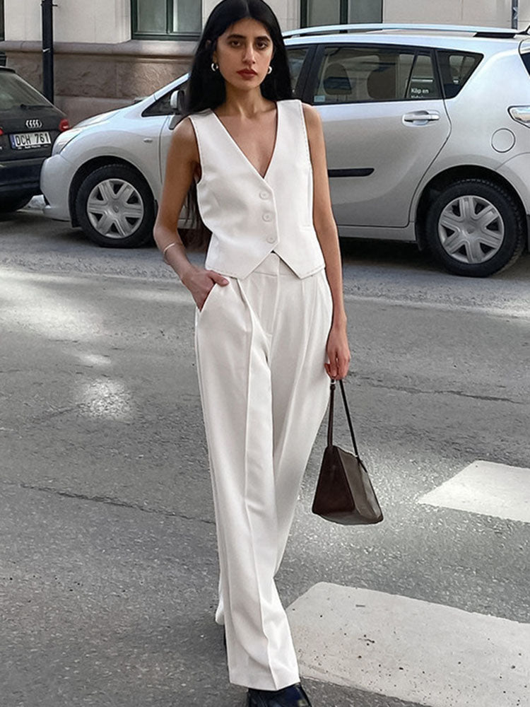 Classic Vintage & Enduringly Stylish Top