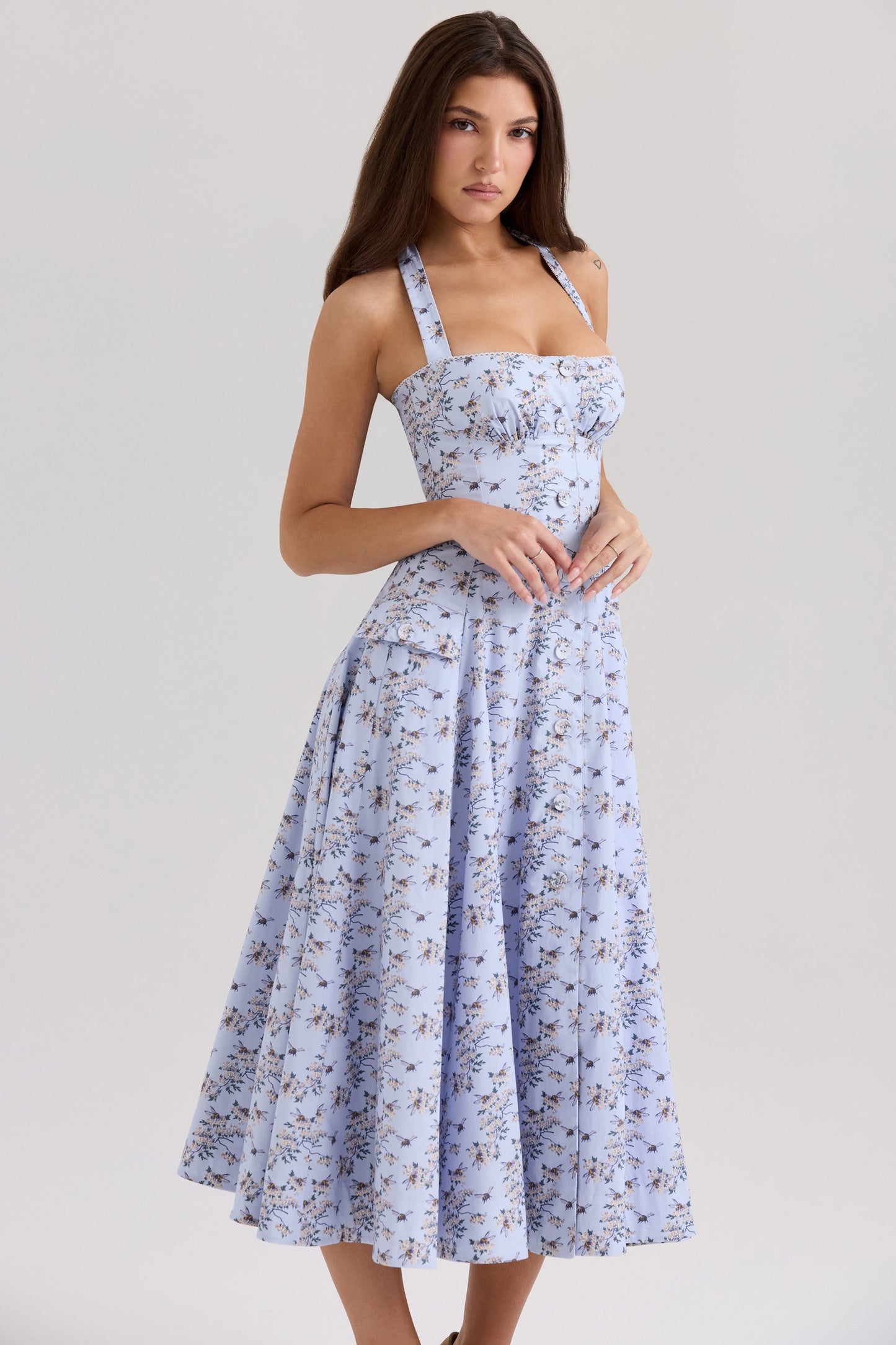 Sophisticated Dress with a Clean Classic Look