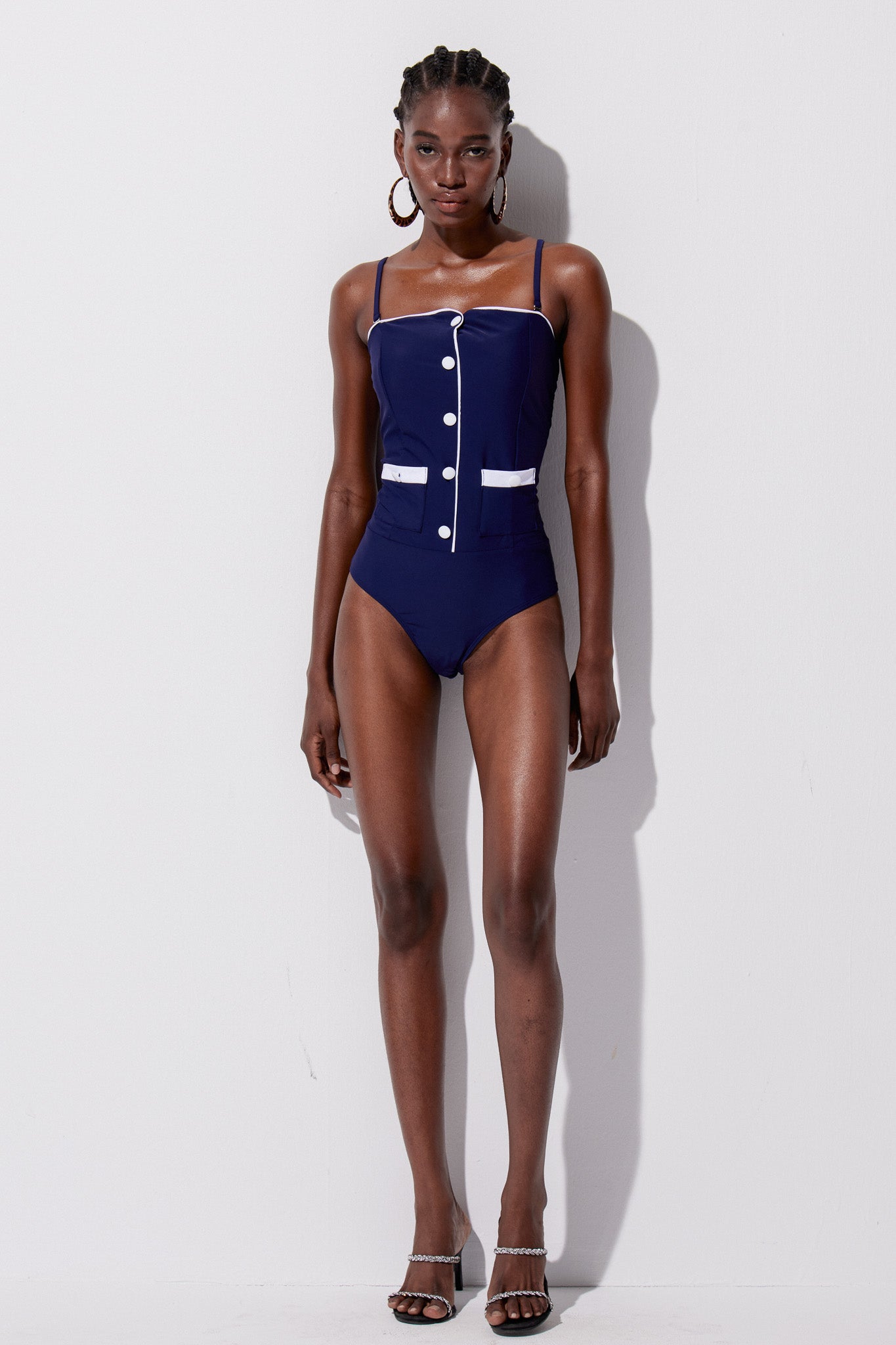 Well Tailored Swimsuit with a Graceful Silhouette