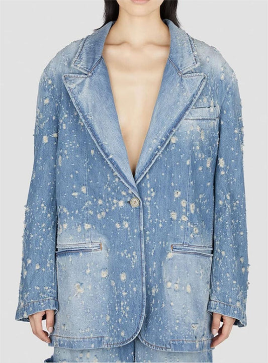 Classic Vintage Jacket with a Flattering Fit