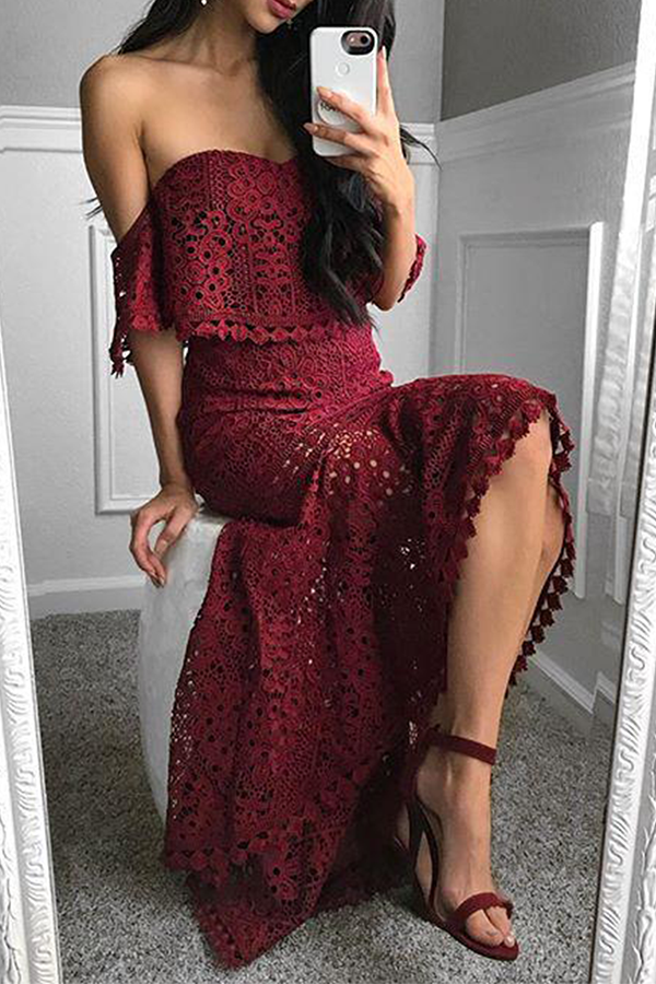 Gracefully Styled Garment for Any Occasion