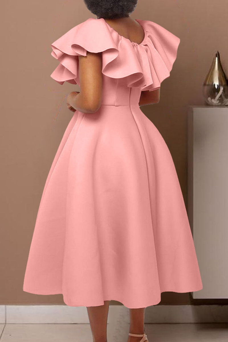 Effortlessly Elegant Dress with a Timeless Design