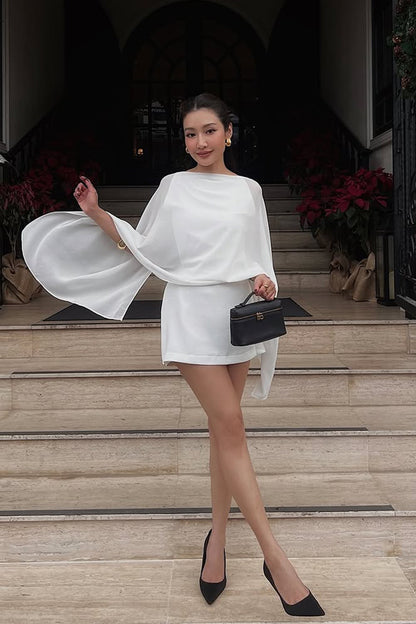 Gracefully Styled Garment for Any Occasion