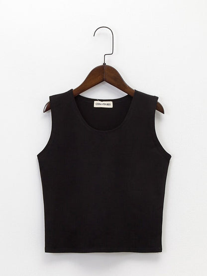 Polished Top with an Effortless Classic Look