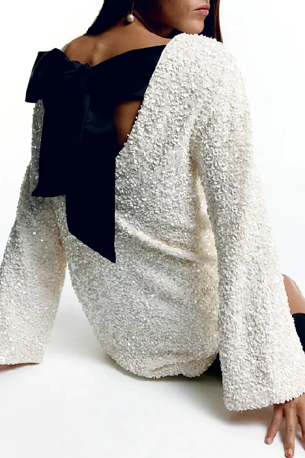 Effortlessly Elegant Dress with a Timeless Design
