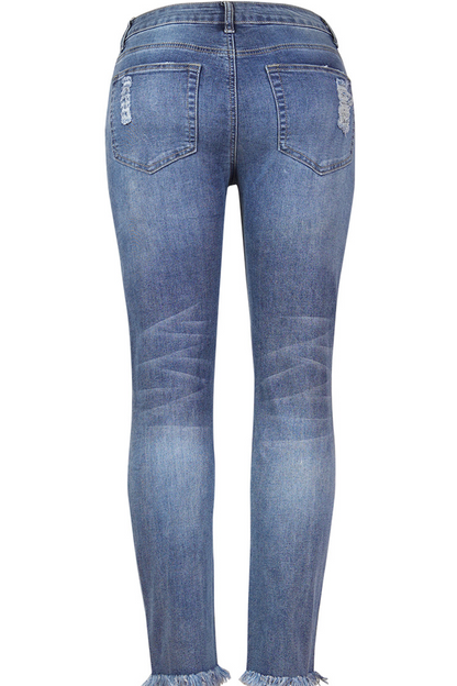 Well Tailored Garment with a Graceful Silhouette