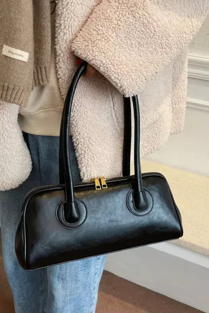 Sophisticated Bag with a Clean Classic Look