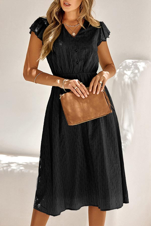 Effortlessly Elegant Dress with a Timeless Design