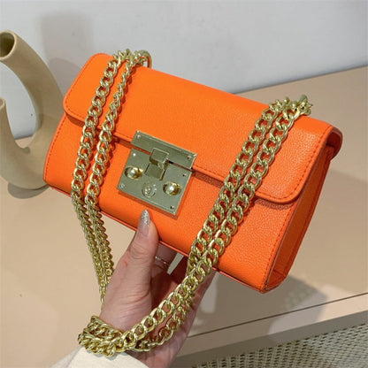 Polished Bag with an Effortless Classic Look