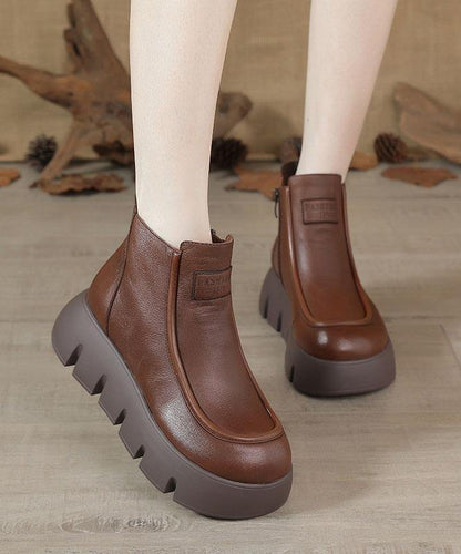 Polished Boots with an Effortless Classic Look