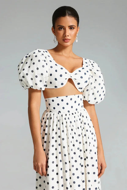 Gracefully Styled Garment for Any Occasion