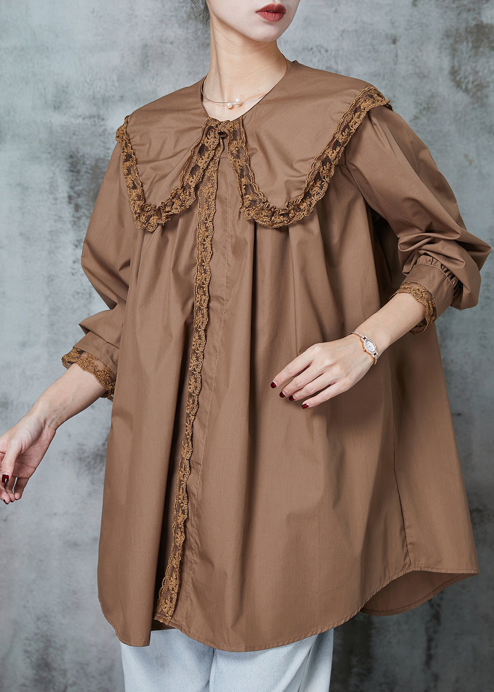 Effortlessly Elegant Shirt with a Timeless Design