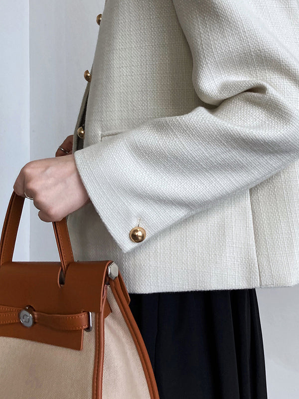 Gracefully Styled Garment for Any Occasion
