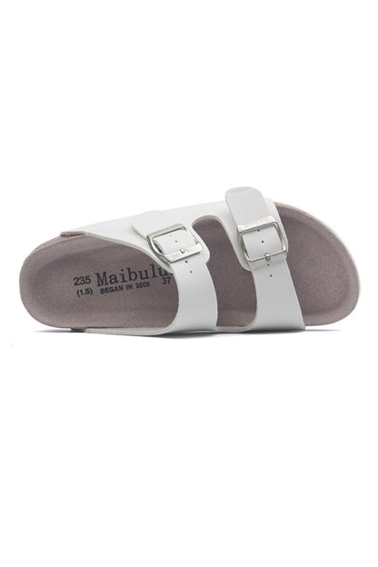 Beautifully Finished Sandals in a Timeless Design