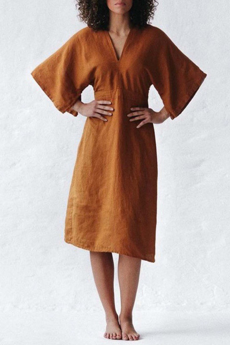 Sophisticated Dress with a Clean Classic Look