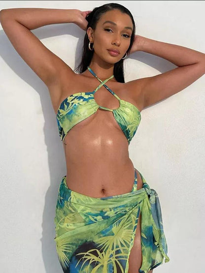 Effortlessly Elegant Bikini with a Timeless Design