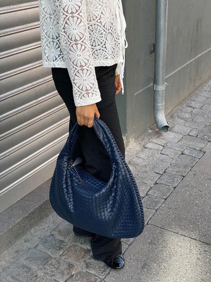 Classic Vintage Bag with a Flattering Fit